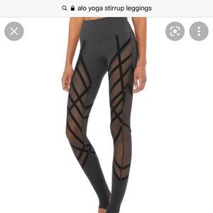 ALO YOGA High-Waist Wrapped Stirrup Legging w/ mat